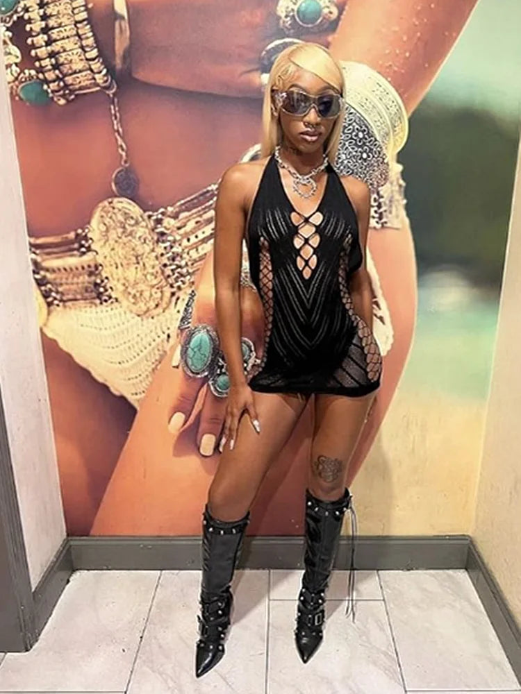 Vestido Curto em Renda Transparente – Estilo Urbana & Noite