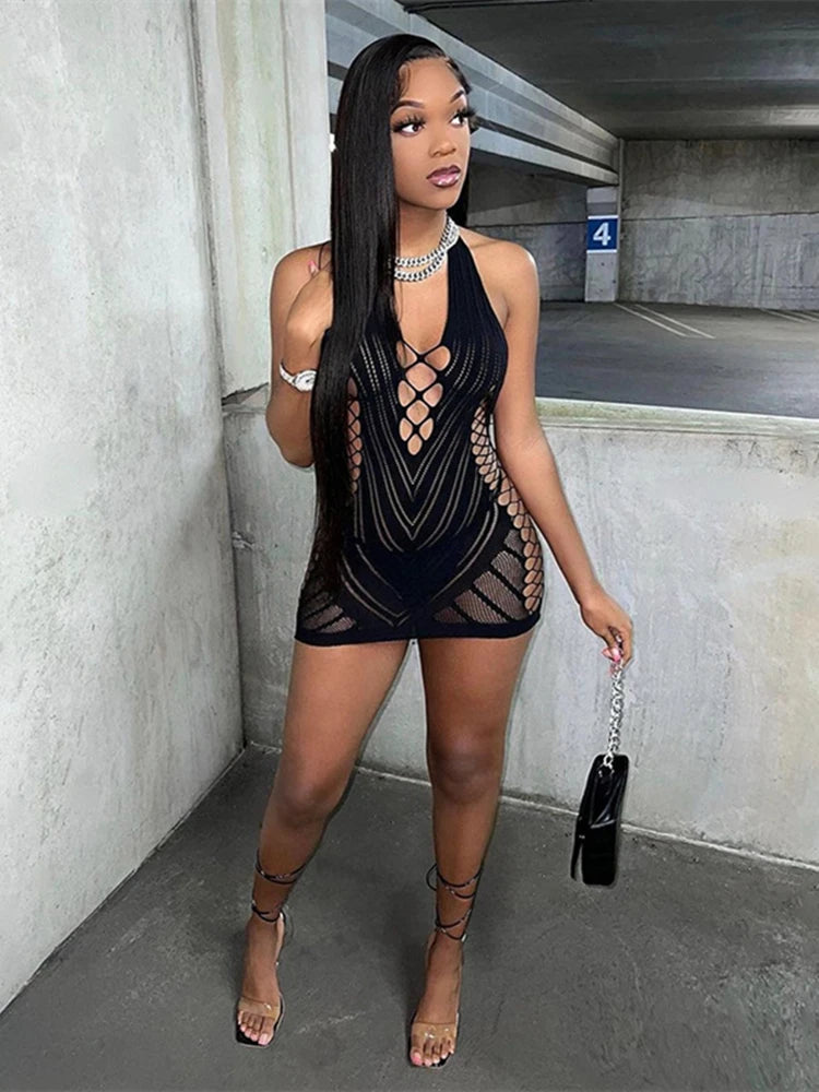 Vestido Curto em Renda Transparente – Estilo Urbana & Noite